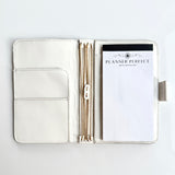 The Luna Everyday Organized Leather Traveler's Notebook