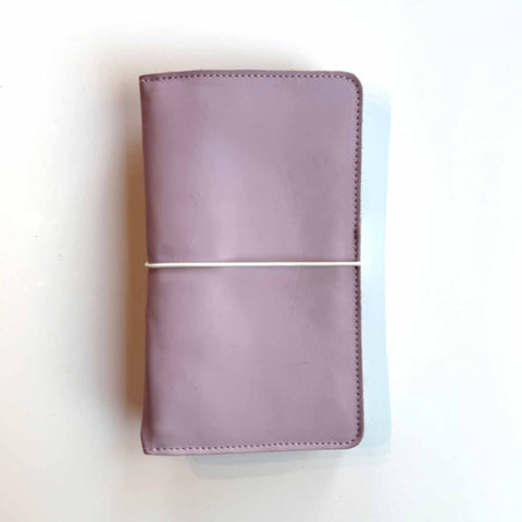 The Phoebe Everyday Organized Leather Traveler's Notebook